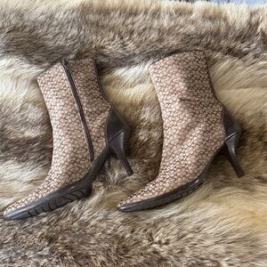 Coach Jeri Monogram Boots Italian